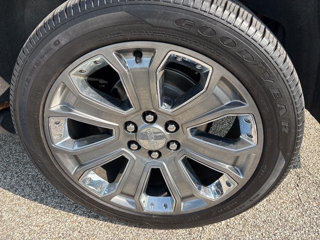 used 2016 GMC Yukon XL car, priced at $27,498