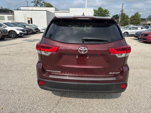 used 2019 Toyota Highlander car, priced at $23,749