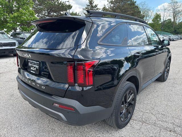 used 2022 Kia Sorento car, priced at $29,160
