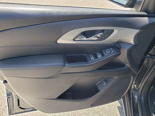 used 2022 Chevrolet Traverse car, priced at $29,664