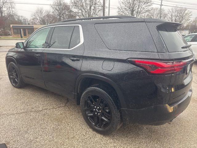 used 2022 Chevrolet Traverse car, priced at $31,498