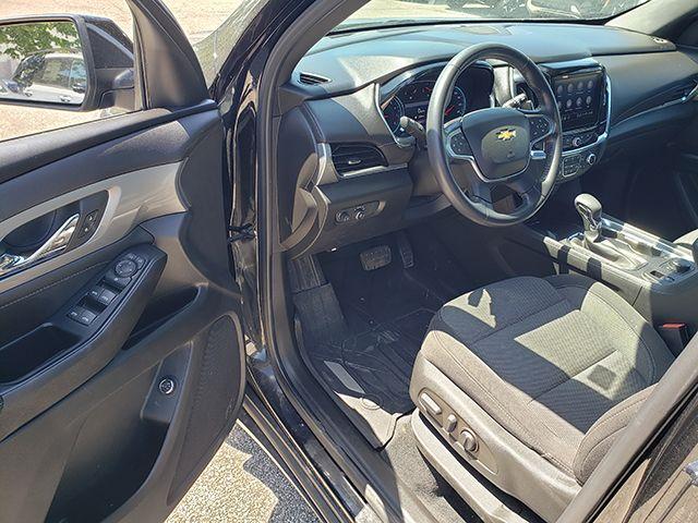 used 2022 Chevrolet Traverse car, priced at $29,664