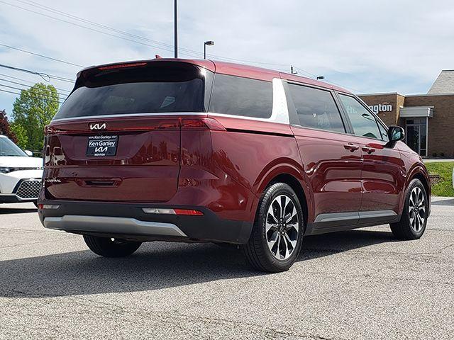 used 2024 Kia Carnival car, priced at $37,775