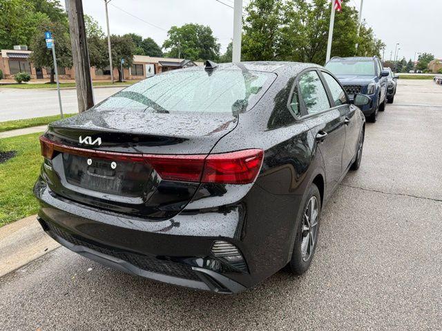 used 2022 Kia Forte car