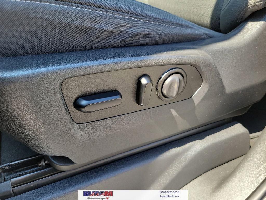 used 2021 Chevrolet Silverado 1500 car, priced at $30,500