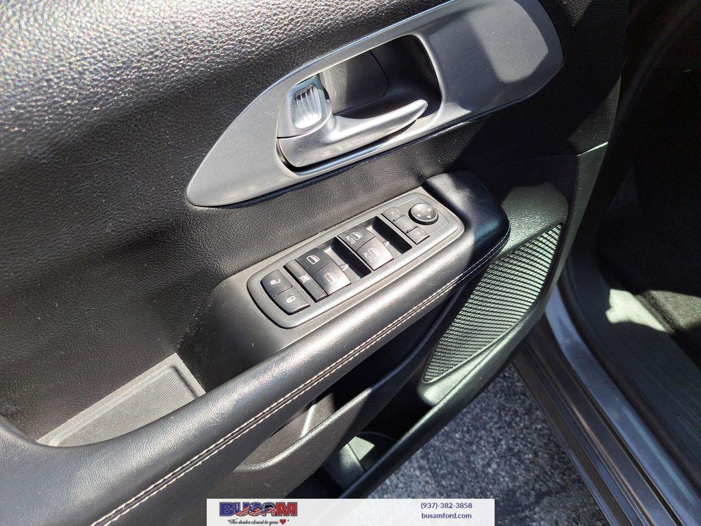 used 2019 Chrysler Pacifica car, priced at $18,500