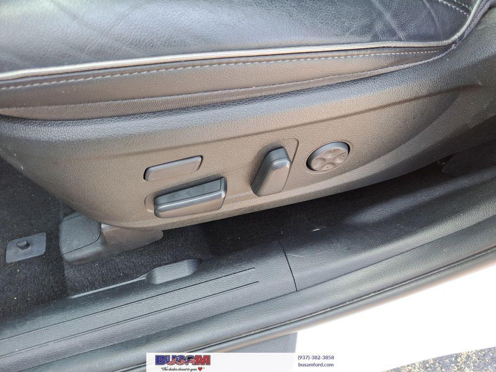 used 2023 Hyundai Santa Fe car, priced at $25,000