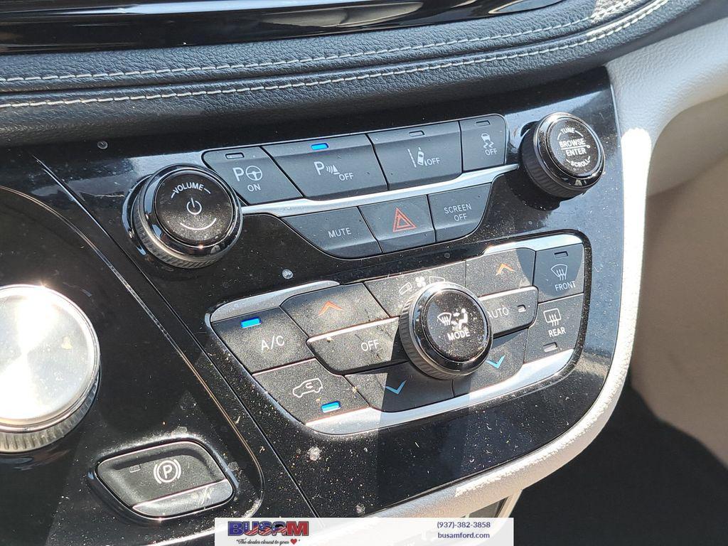 used 2022 Chrysler Pacifica Hybrid car, priced at $23,500