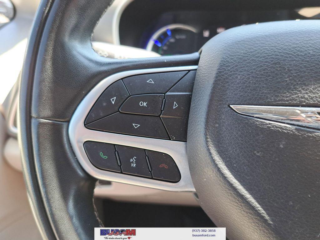used 2022 Chrysler Pacifica Hybrid car, priced at $23,500