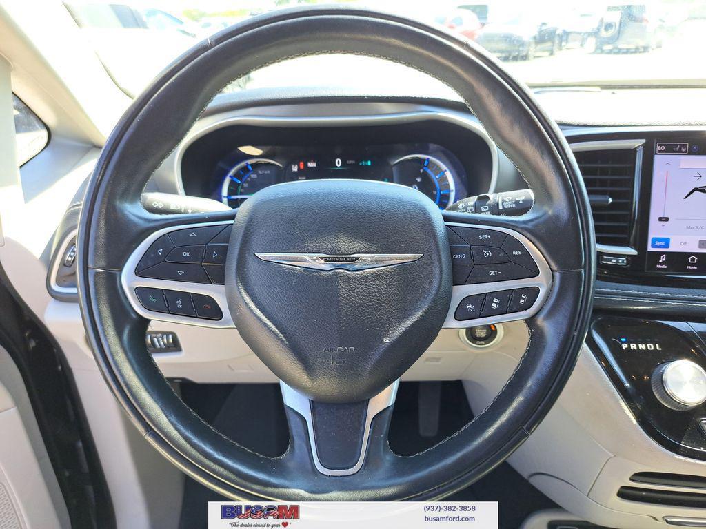 used 2022 Chrysler Pacifica Hybrid car, priced at $23,500