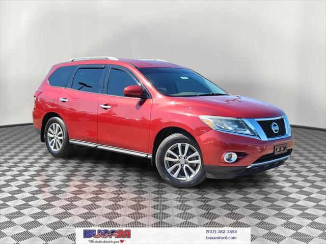 used 2015 Nissan Pathfinder car, priced at $10,000