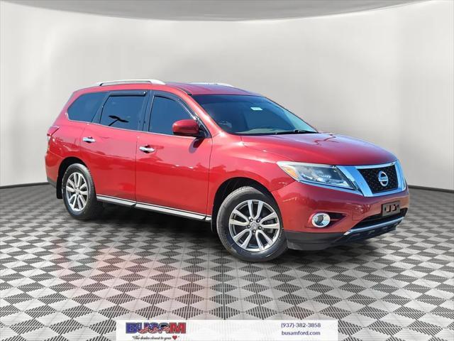 used 2015 Nissan Pathfinder car, priced at $10,000