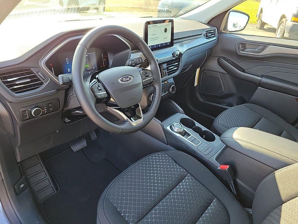 new 2025 Ford Escape car, priced at $28,999