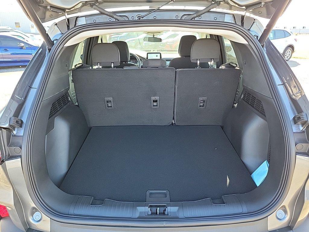 new 2025 Ford Escape car, priced at $28,999