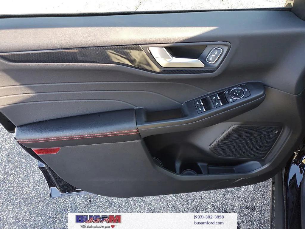 new 2025 Ford Escape car, priced at $30,000