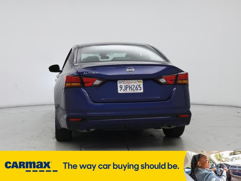 used 2023 Nissan Altima car, priced at $21,998