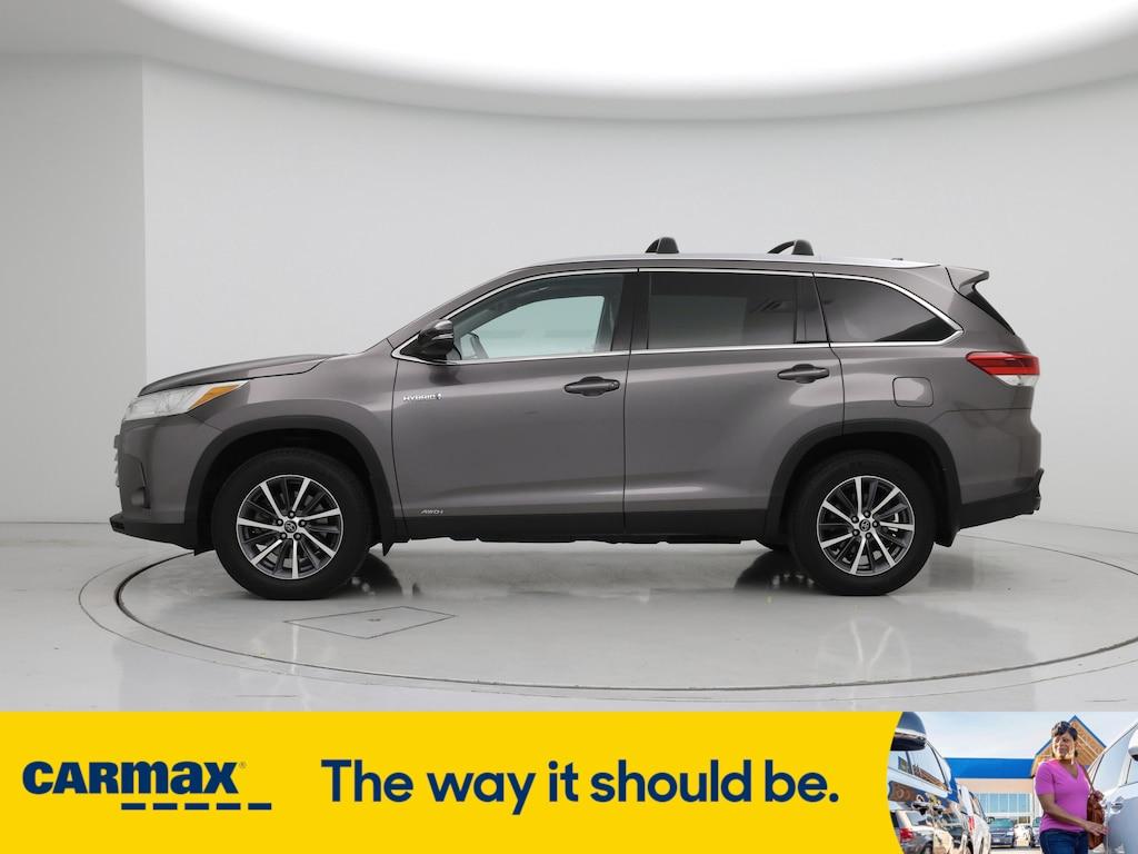 used 2019 Toyota Highlander Hybrid car, priced at $36,998