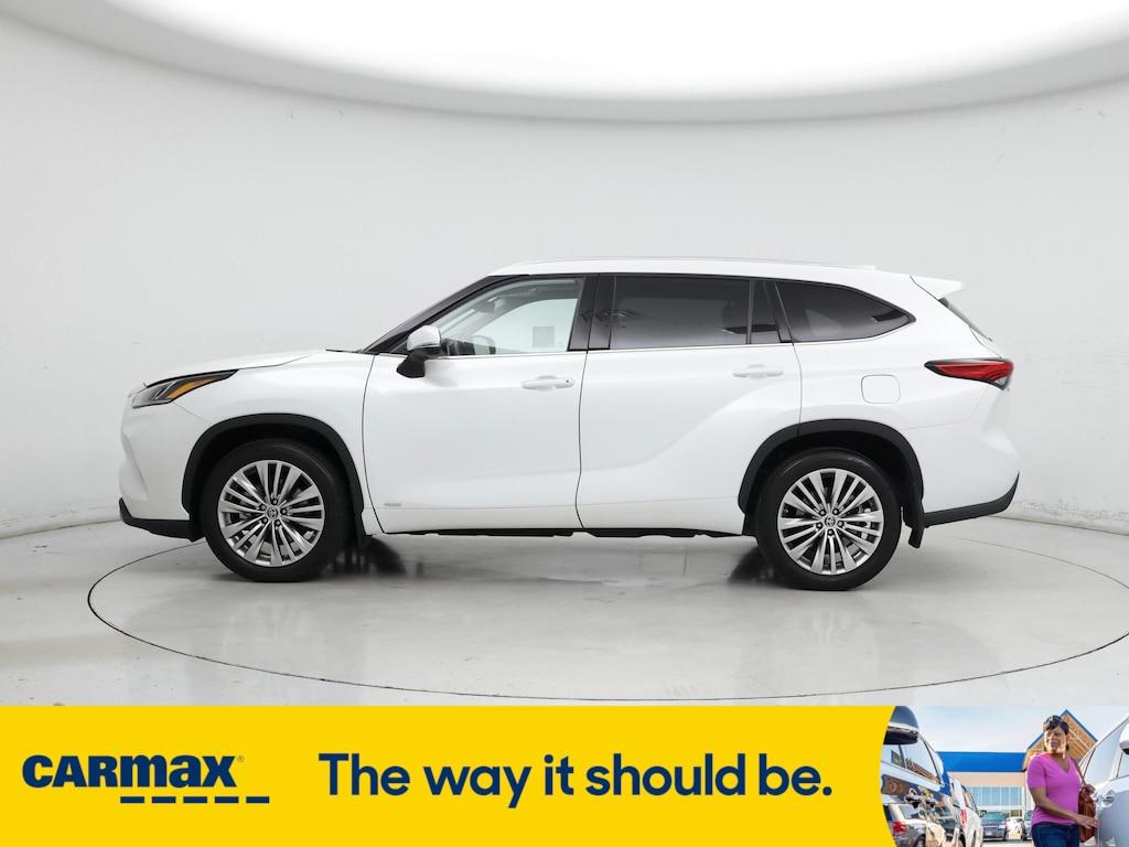 used 2023 Toyota Highlander Hybrid car, priced at $45,998