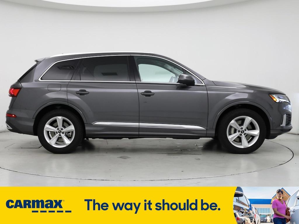 used 2024 Audi Q7 car, priced at $42,998
