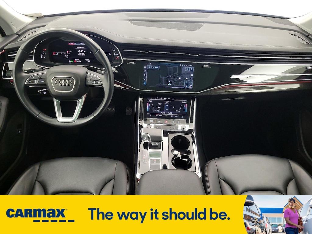 used 2024 Audi Q7 car, priced at $42,998