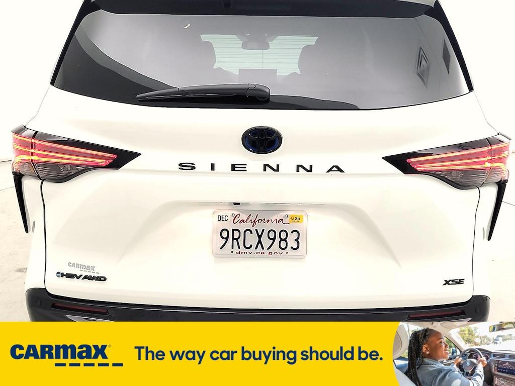 used 2025 Toyota Sienna car, priced at $62,998