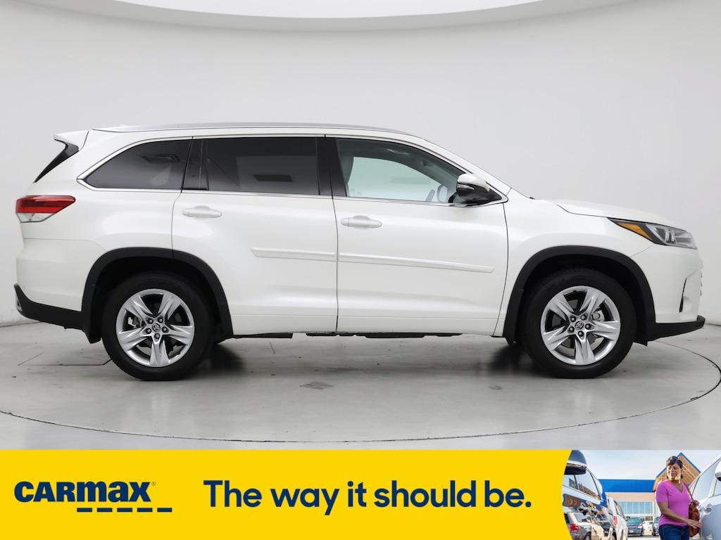 used 2019 Toyota Highlander car, priced at $32,998