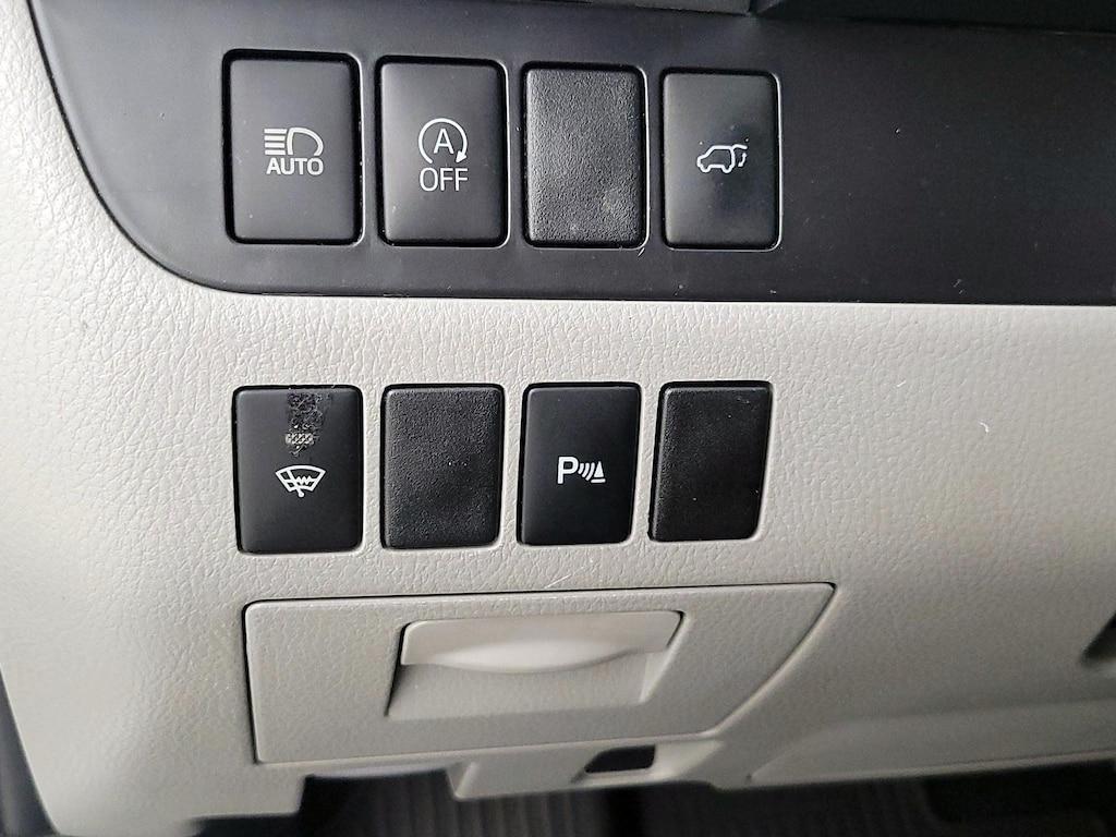 used 2019 Toyota Highlander car, priced at $32,998