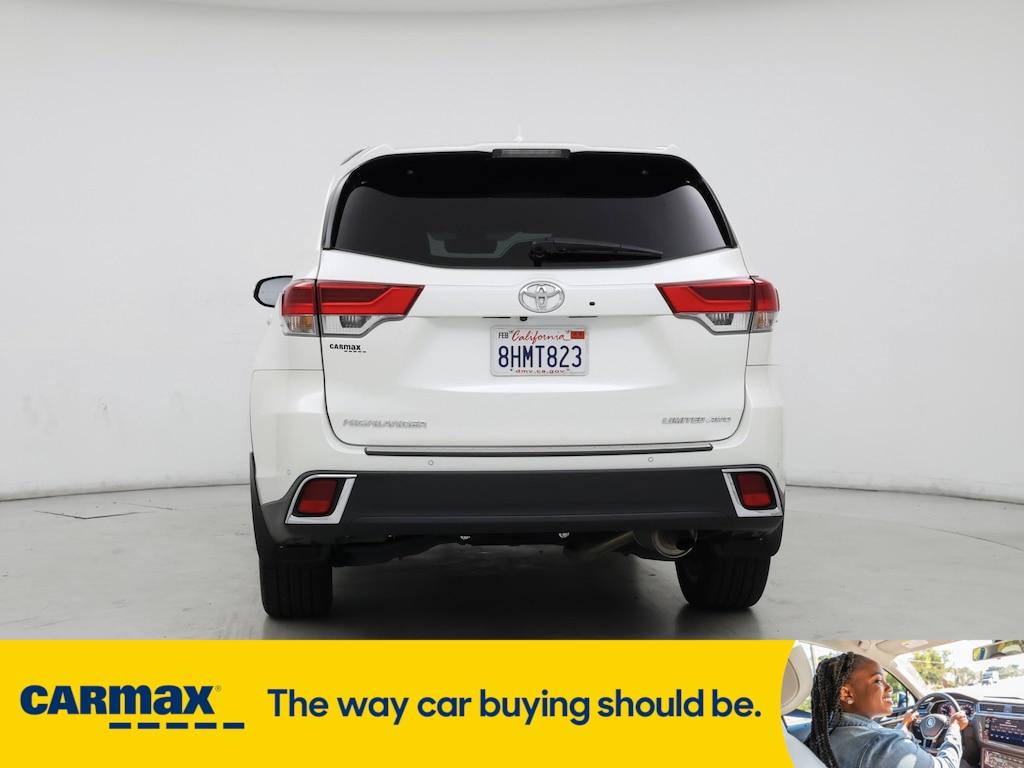 used 2019 Toyota Highlander car, priced at $32,998
