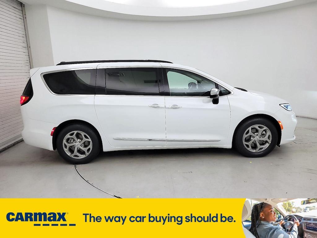 used 2023 Chrysler Pacifica car, priced at $28,998