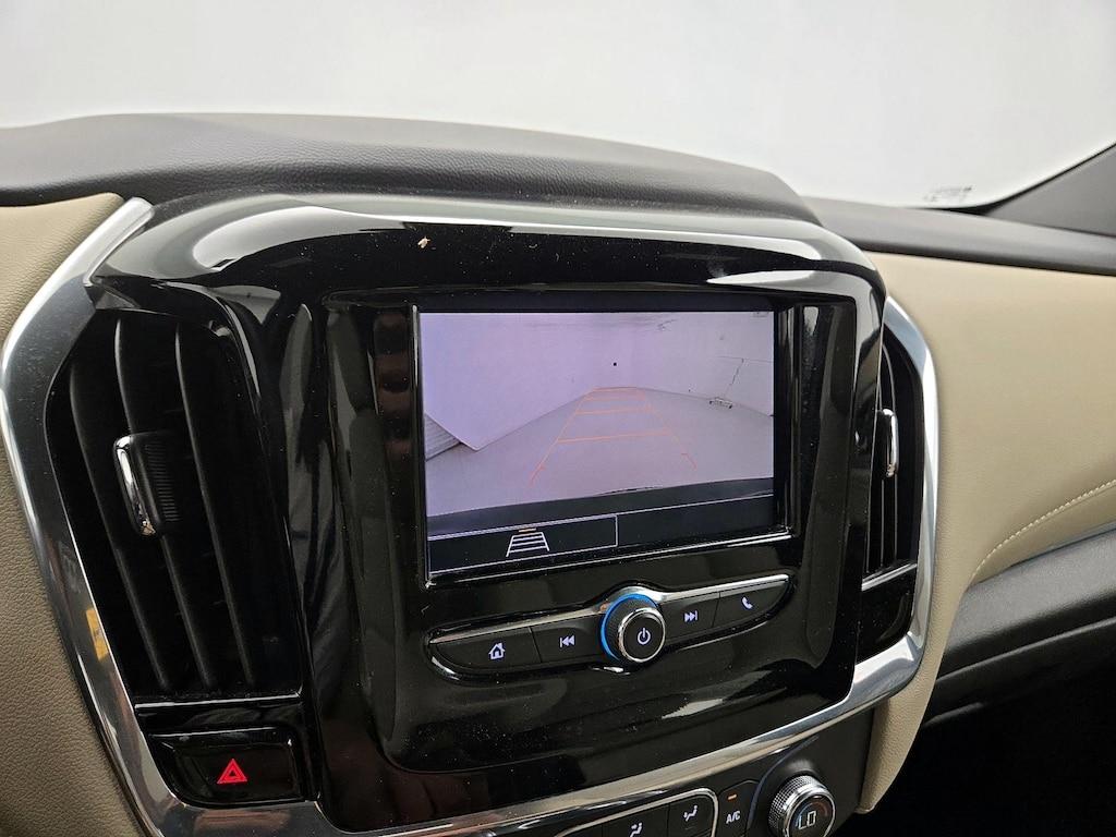 used 2022 Chevrolet Traverse car, priced at $25,998