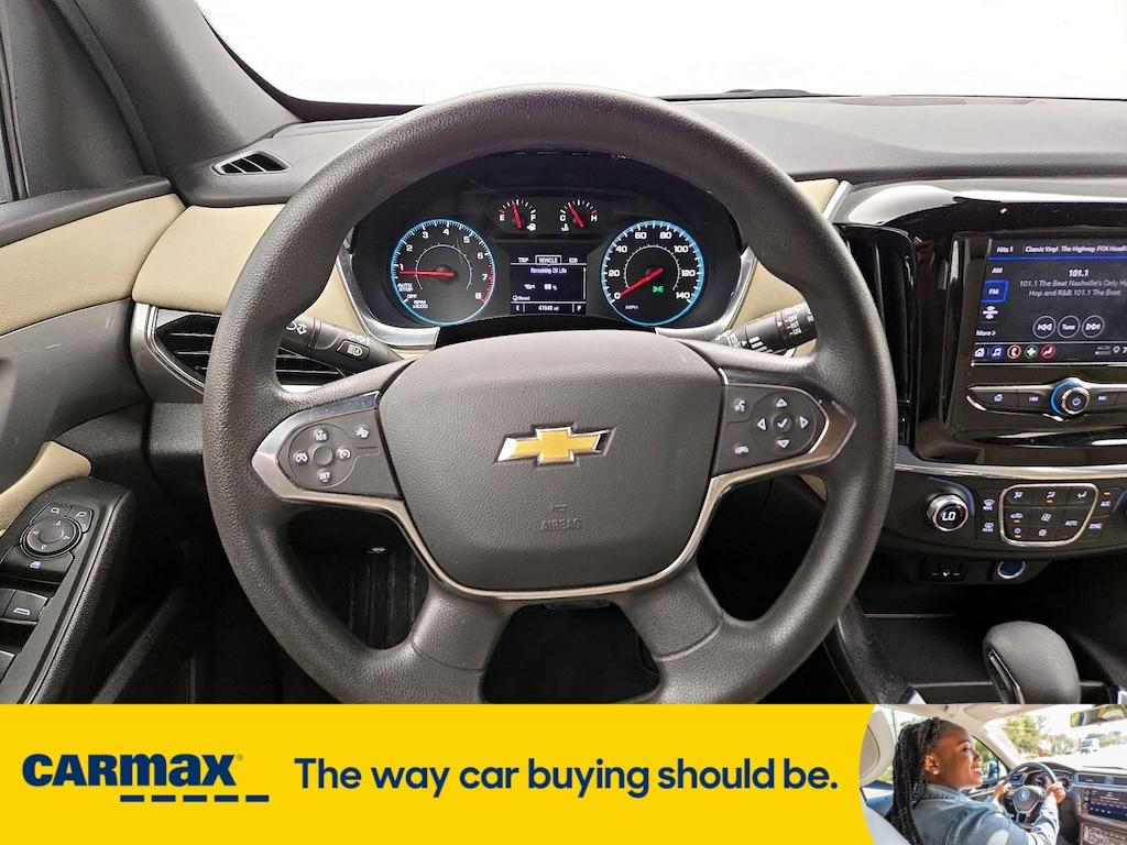used 2022 Chevrolet Traverse car, priced at $25,998