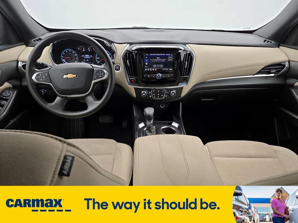 used 2022 Chevrolet Traverse car, priced at $25,998