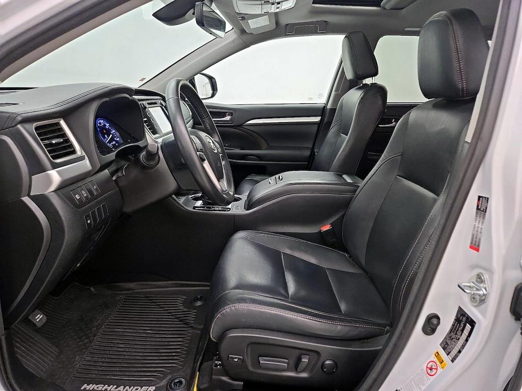 used 2018 Toyota Highlander car, priced at $28,998