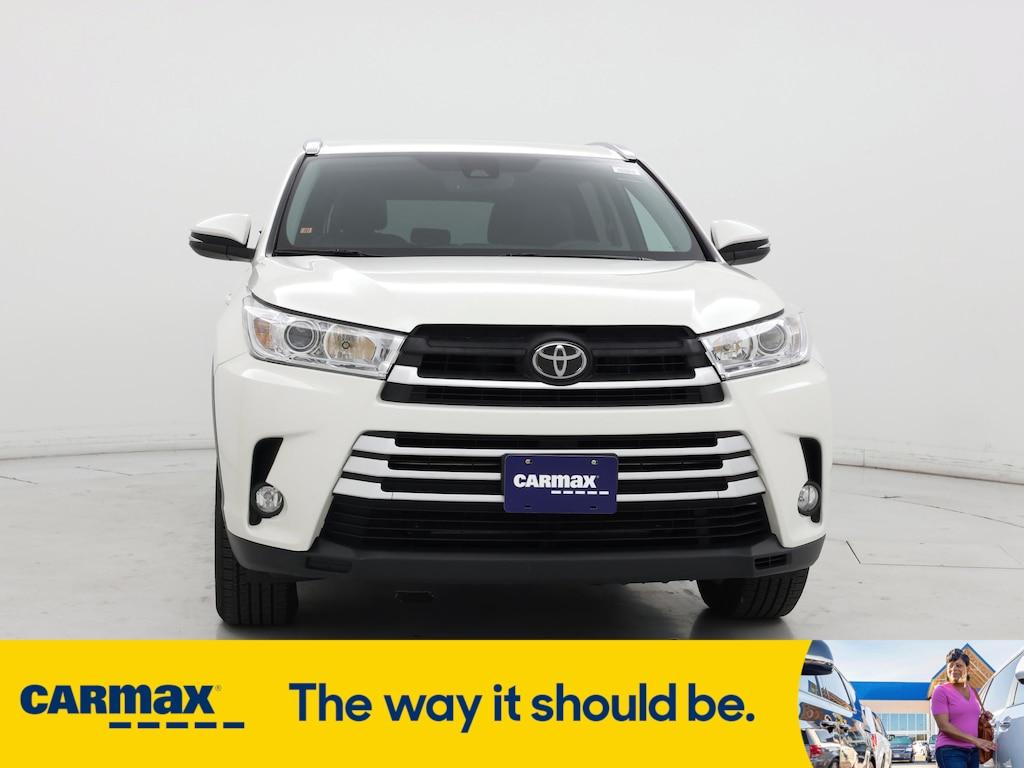 used 2018 Toyota Highlander car, priced at $28,998