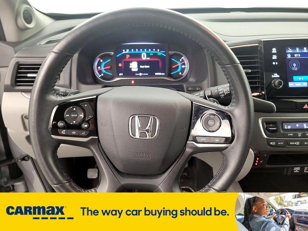used 2022 Honda Pilot car, priced at $32,998