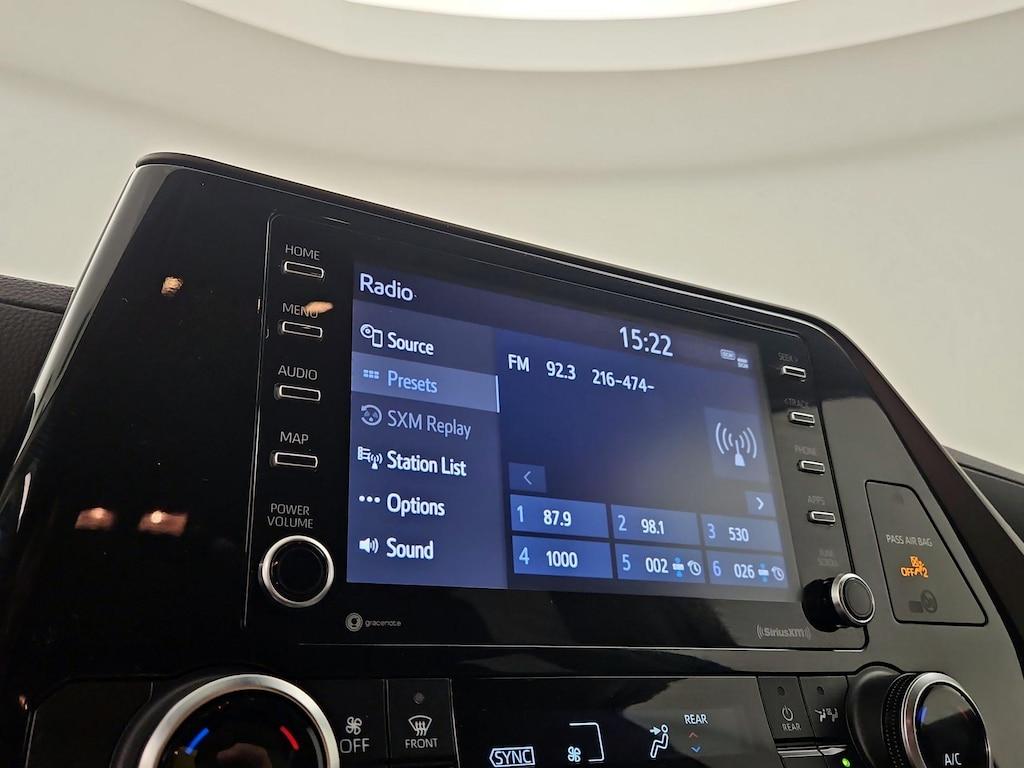 used 2022 Toyota Highlander car, priced at $33,998
