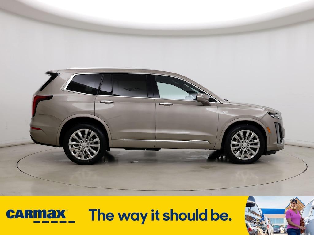 used 2022 Cadillac XT6 car, priced at $33,998