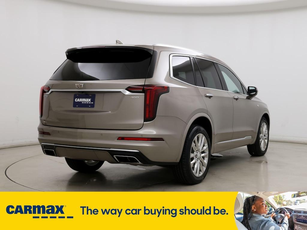 used 2022 Cadillac XT6 car, priced at $33,998