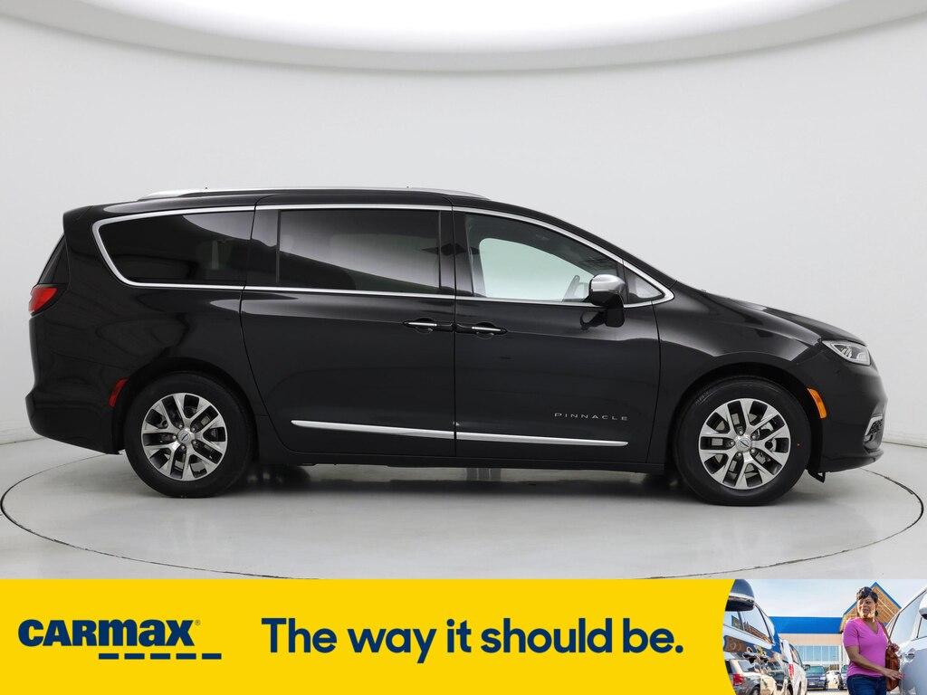 used 2022 Chrysler Pacifica Hybrid car, priced at $39,998