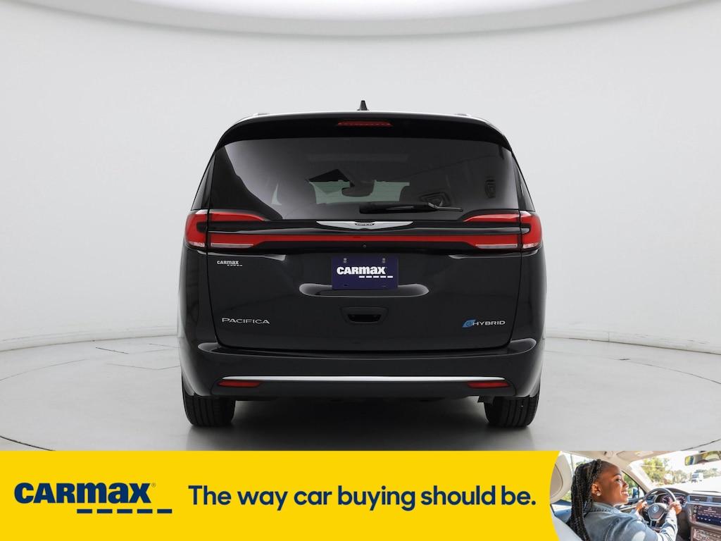 used 2022 Chrysler Pacifica Hybrid car, priced at $39,998