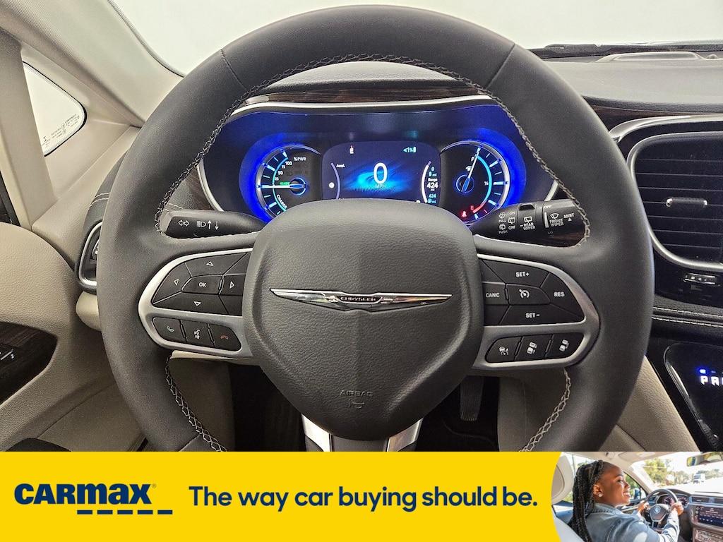 used 2022 Chrysler Pacifica Hybrid car, priced at $31,998
