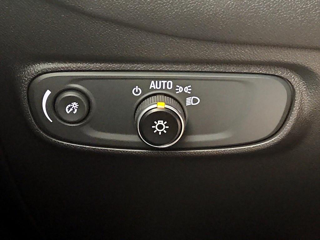 used 2022 Chevrolet Equinox car, priced at $20,998