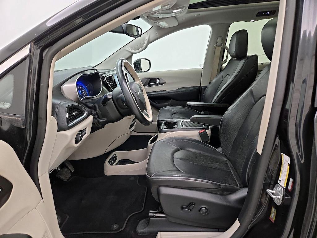 used 2019 Chrysler Pacifica car, priced at $26,998