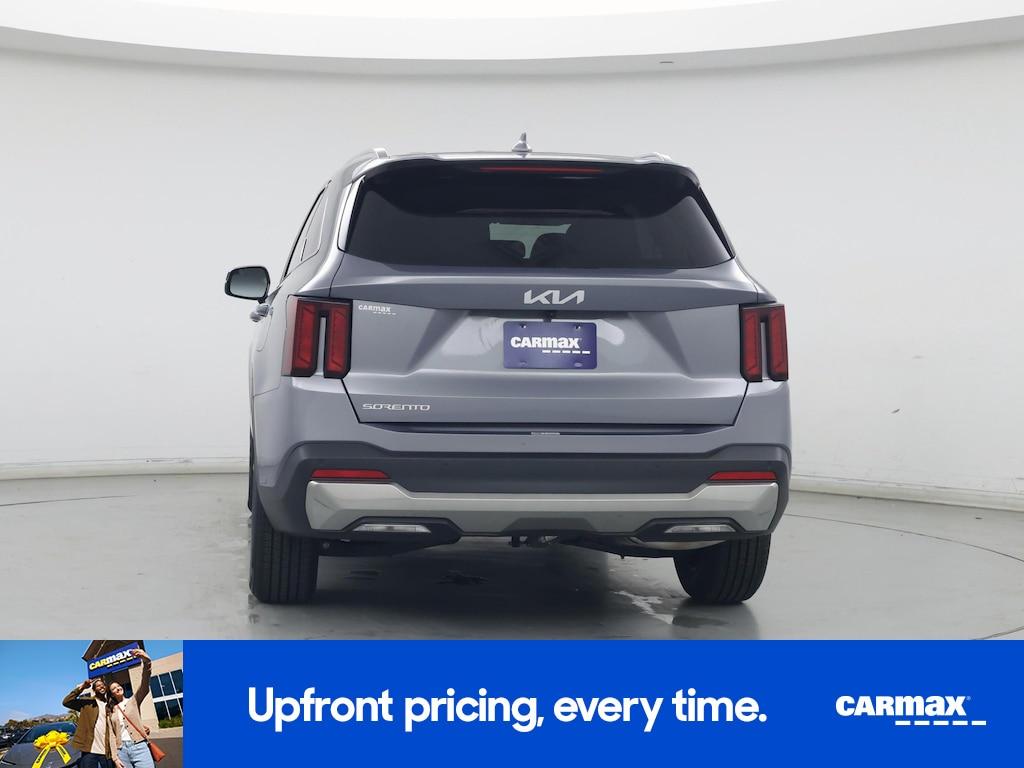 used 2024 Kia Sorento car, priced at $29,998