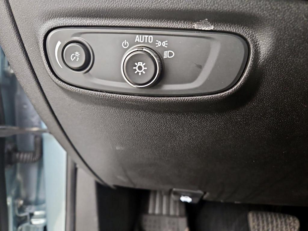 used 2022 Chevrolet Equinox car, priced at $22,998