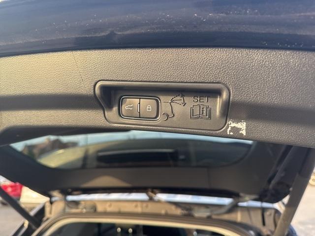 used 2022 Ford Explorer car, priced at $31,995