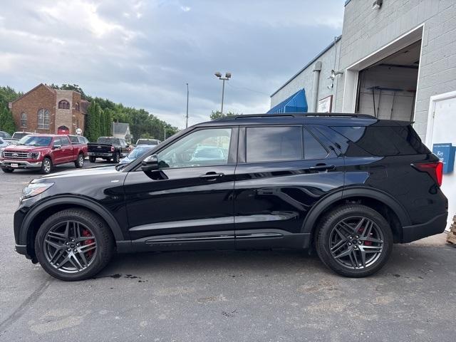 used 2025 Ford Explorer car, priced at $46,995