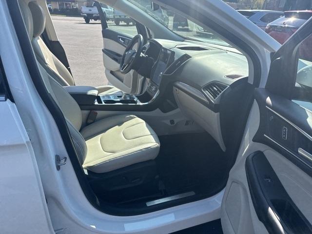 used 2022 Ford Edge car, priced at $29,995