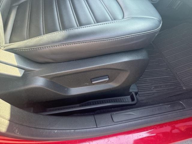 used 2022 Ford Edge car, priced at $25,995