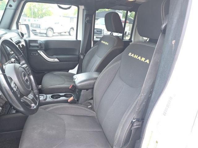 used 2015 Jeep Wrangler Unlimited car, priced at $16,995